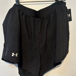 NWT Under Armour Women's Athletic Black Shorts